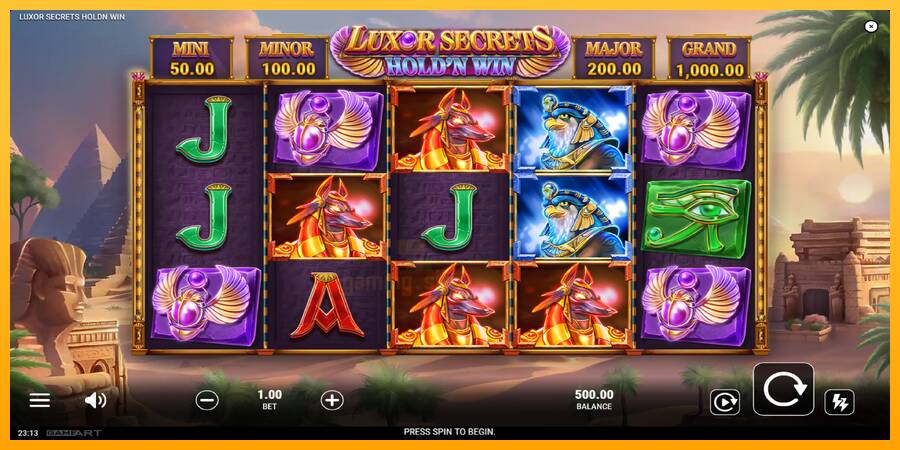 Luxor Secrets Holdn Win gaming machine for money, picture 2