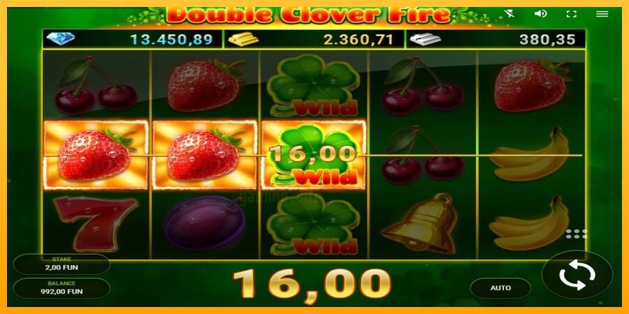 Double Clover Fire gaming machine for money, picture 3