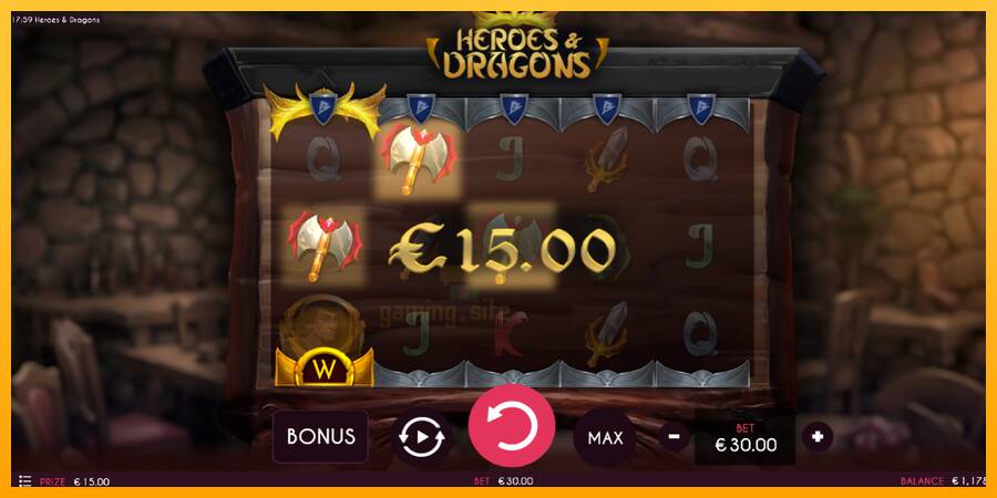 Heroes & Dragons gaming machine for money, picture 4