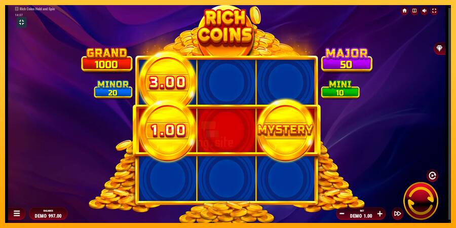 Rich Coins Hold and Spin gaming machine for money, picture 2