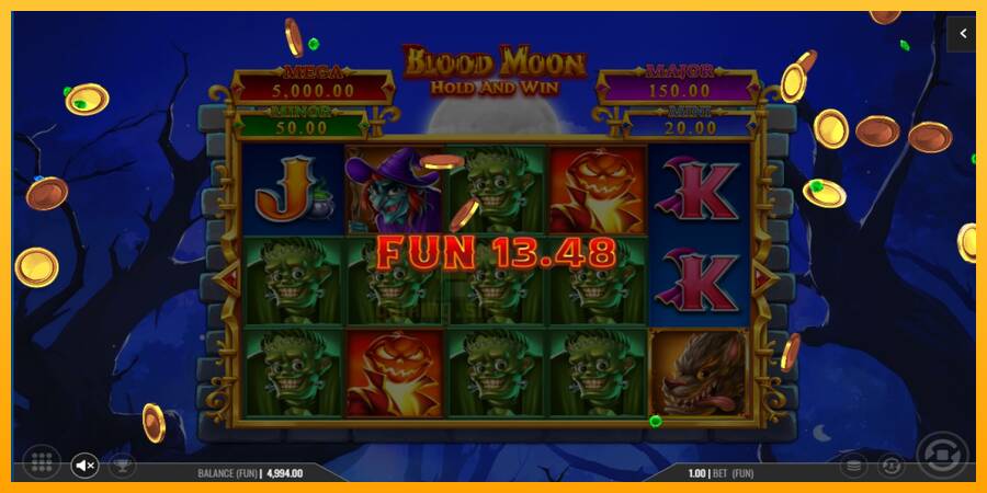 Blood Moon Hold and Win gaming machine for money, picture 3