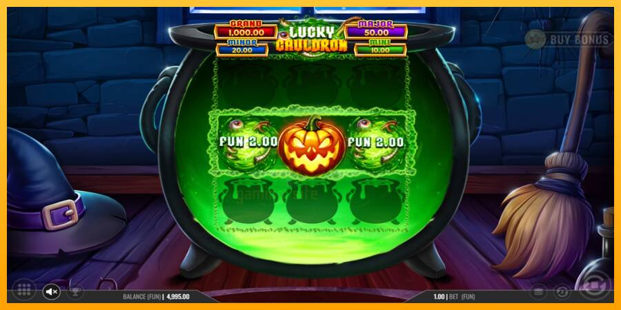 Lucky Cauldron gaming machine for money, picture 3